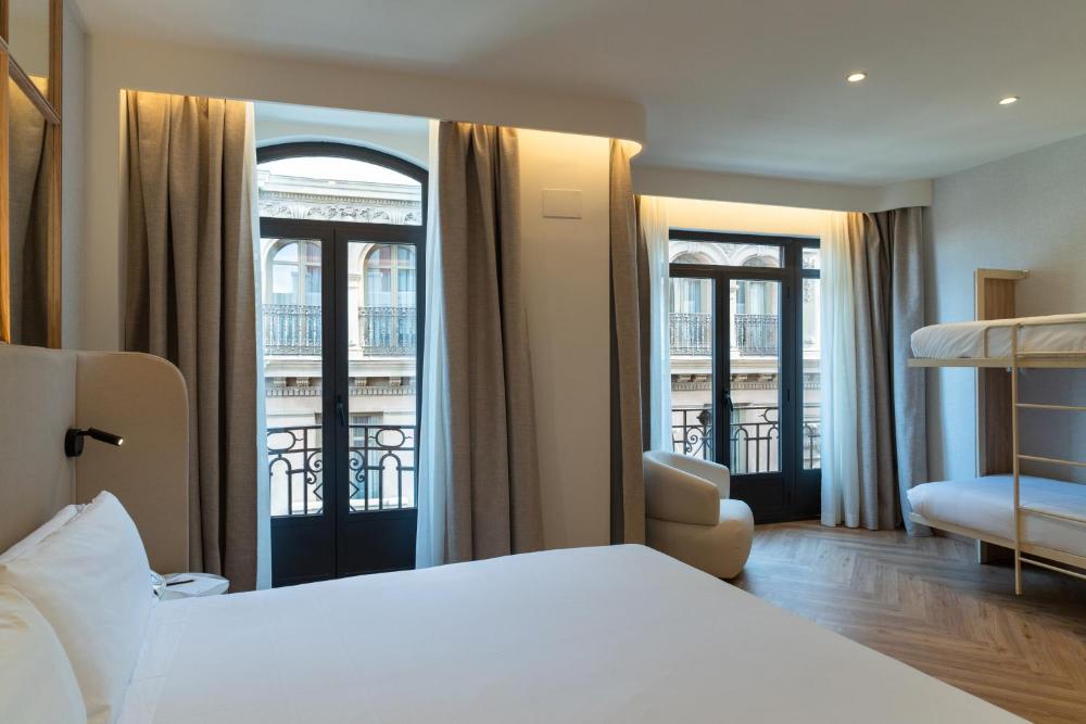 Quadruple Room interior